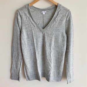 GAP | Heather Gray V-Neck Knit Sweater